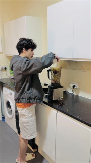 Exploring Scotland: Weather, Towns, and Funny Moments