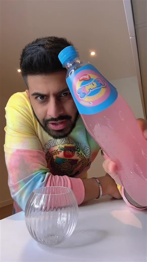 FLUMPS Taste Test: Trying Flumps Milkshake Powder