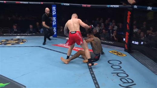 巴拉涅夫斯基连续两场打出终结，他这次首回合干掉雷恩【直播实时片段】