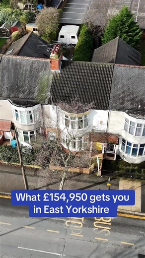 Investment Opportunity in Hull: 3-Bedroom Home for Sale