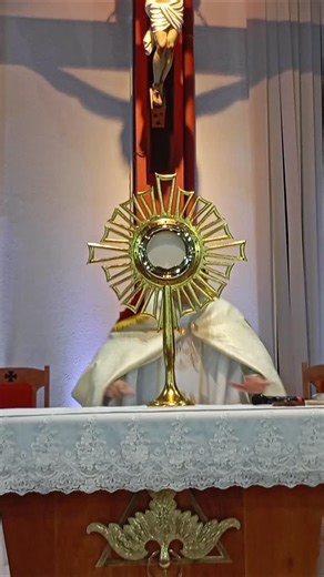 Em nome do Pai, do Filho e do Espírito Santo #Biblia #deus #Paroquia_Espirito_Santo | Paróquia Espírito Santo