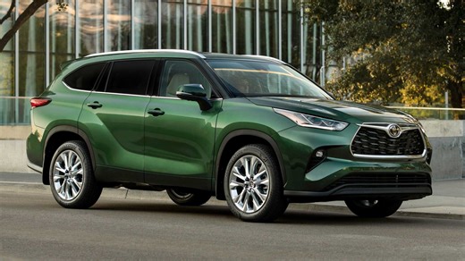 2023 Toyota Highlander Turbo Costs $36,420, Mega Gallery Released