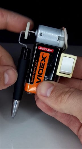 DIY tattoo machine tutorial using a regular battery at home