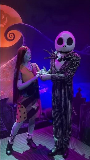 THIS IS HALLOWEEN 🎃 Jack & Sally dance under the moonlight #shorts #jackskellington