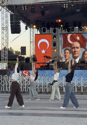 Jennie Extral Dance Choreography Showcase