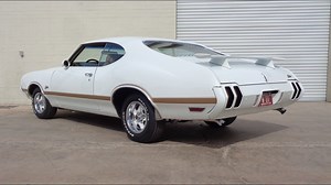 The 1970 Oldsmobile Cutlass W-31 in white