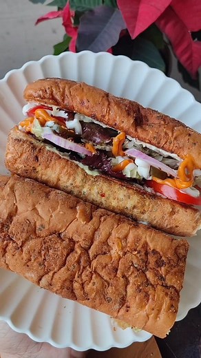56 reactions · 16 shares | 10 minutes subway veggies sub at home...