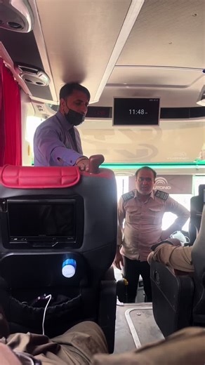 #boycott 🚫 behaviour of Kainat travels with passenger Bus ka time 12 pe tha first they called on 11 pm then adhe raste pe call ki ha k 2 hours late ha phir 2 pe aniiii thii then wo bheee 4:45 pe aieee ha uske bd rohri beech road pe saman k sath utaaar k chale gaeeee ha I tell them k tm log company bt kro to uspe alag badtameeezii kr ra k ni hota ye wo ajeeeb bakchodiiii ha inki do din pehle ma coach pe ayaaa hu unke liye road block ni tha inkiii gariyo k time road block horaaa ha #boycott #kain