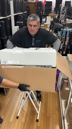 #unboxing a #Yamaha #TF1 #digitalmixer #fyp #foryou #foryoupage #canalsoundandlight #canalhifi #canalsoundlight #sohonyc #djstore #nycstore #djequipment #mobiledj #mobiledjs #djlife #djlifestyle #nycdj #nycdjs #djgear #proaudio #prosound #soundsystem #mixer #soundengineer #audioengineer #recordingstudio #recordingengineer #yamahatf1 @Yamaha Music Official