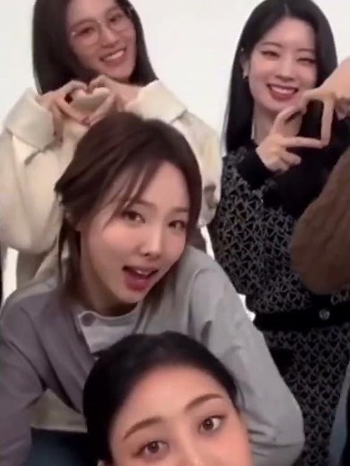 nayeon ya no tienen dientes de conejo?