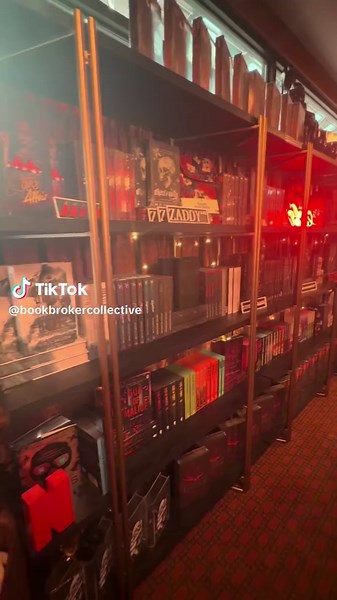 Our two book personalities and there is no in between It’s either soft romance and good vibes… or absolute feral chaos. Nothing else exists on this bookshelf #booktok #bookishhumor #fantasybooks #romantasy #booktokbooks