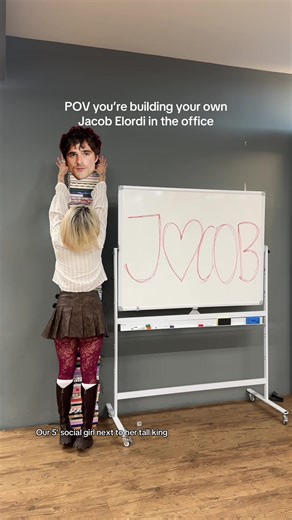 Team Jacob always 🙋🏼‍♀️ #wutheringheights #jacobelordi #notebooks #genzinoffice