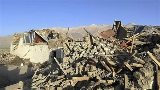 Scores killed in powerful earthquake in Tibet