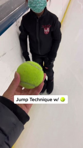 Improve Figure Skating Skills with Jump Techniques Using a Tennis Ball
