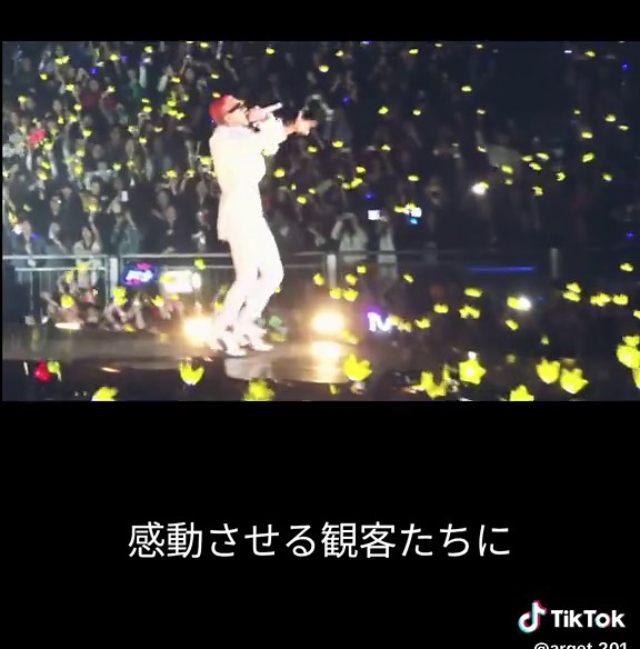 彼は香港で一発目の曲(#tonight ) を銀河ツアーで歌った #BigBang #alivetour2012 #fantasticbaby #ギャラクシーツアー #tonightBigBang