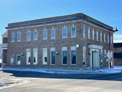 436 E La Salle Ave, Barron, WI 54812 - Barron Bank Building | LoopNet