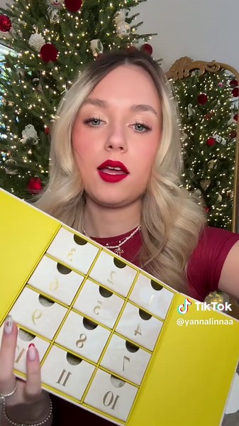 Kendra Scott Jewelry Advent Calendar Unboxing