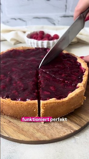 The Creamiest German Raspberry Cake You’ll Ever Make - Himbeer Schmand Kuchen
