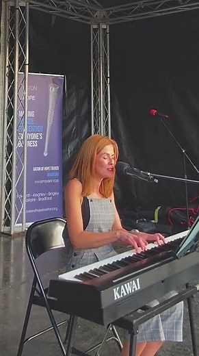 Songbird Eva Cassidy and Fleetwood Mac cover #firstdance #livemusic #vocalist