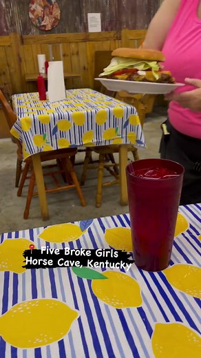 Best Burger in Kentucky: Five Broke Girls Burger