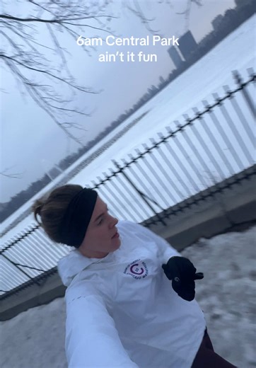 when you wake up and realize… it’s actually a good BP day 🧂🧂#TheSaltyGirl #dysautonomia #hypotension #chronicillness #nycrunner