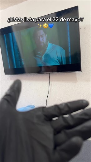 Stitch está de vuelta! El accesorio perfecto para regalar a los fanáticos de Stitch ✨💙 ##stitchMovie##FanDeStitch##CollarStitch##AccesoriosDisney##Ohana Collar magnético de Stitch , el accesorio perfecto para complementar tu Outfit el día del estreno de la película. Regálaselo al fanático de Stitch 💙✨