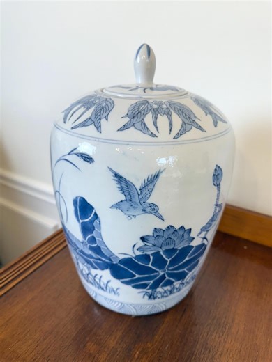 Vintage Blue and White 13" Ginger Jar, Chinoiserie Design With Lotus Blooms and Hummingbirds - Etsy