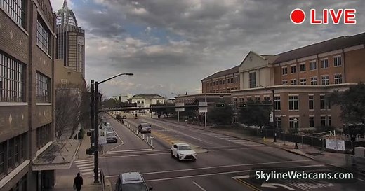 【LIVE】 Webcam Mobile - Alabama | SkylineWebcams