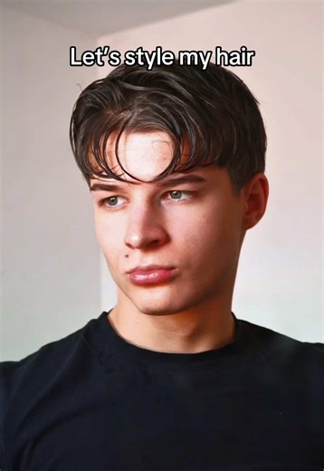 Complete Hair Styling Tutorial for a Perfect Middle Part