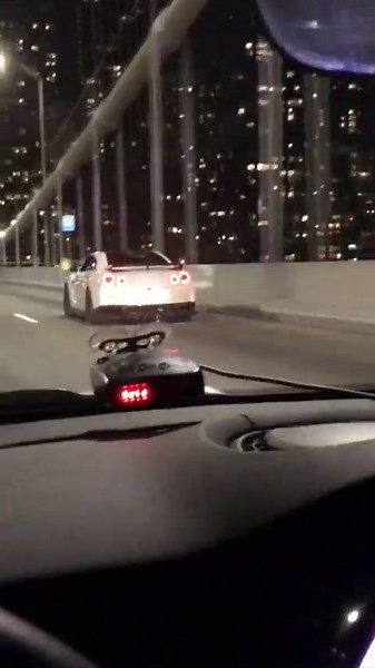 GTR Skyline spitting fire