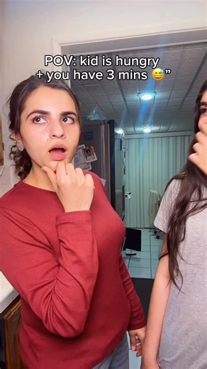 Huneza on Instagram: "3-minute dinner hack for busy days ✅ My daughter was hungry and this saved me 😅 VIVID KITCHEN Freeze-Dried Bibimbap with Zero Sugar Sauce is quick, easy, and so tasty! @vividkitchen_global #vividkitchen #deliciouslyhealthy #ksauce #kfood #bibimbap"