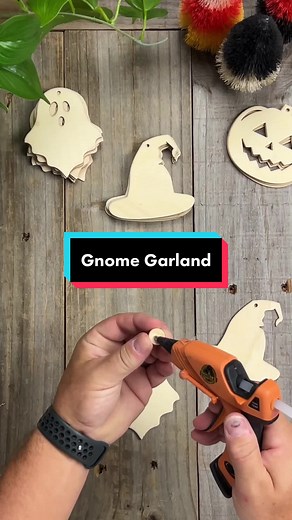 Dollar Tree Gnome Garland. #halloween #dollartree #dollartreediy #dollartreehalloween #dollartreecraft #halloweencrafts #gnome