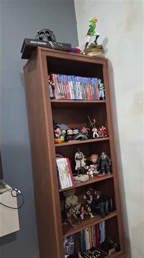 Eu comprei um Emulador de ps4... e estou jogando jogo de ps3...🤷‍♂️ mas é um classico!!! 😅