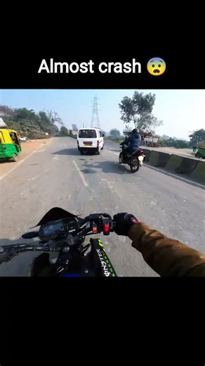 almost crash 😨 #automobile #motovlog #race #rider #zx10r #shortvideo #shots #motovolgger #shots