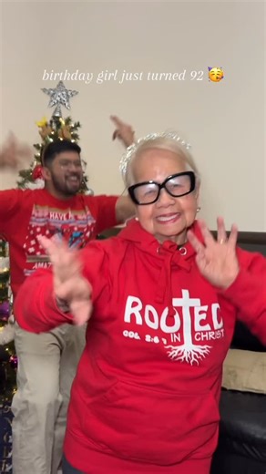 Life with Jorel on Instagram: "greet her in the comments for her to read 🎊🥳 #wholesome #christmas #birthday #cute #filipino"