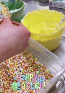 47K views · 626 reactions | We’re getting ready for Easter! We’d be so hoppy to make you a cake! | Celebrity Cake Studio | Facebook