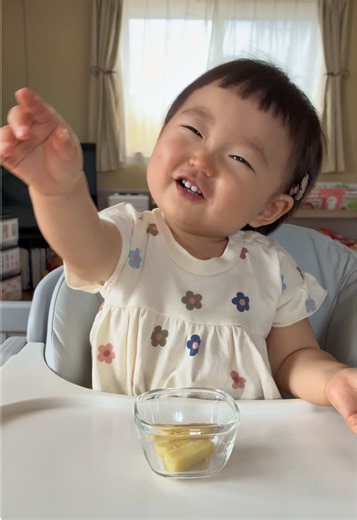 さつまいもスティックを食べました｜おやつの時間動画