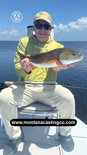 Redfish in Florida on a Dearborn 8wt fly rod by Montana Casting Co. Gotta love it! #mccoflyrods #montanacastingco #getoutdoors #getoutsidemore #flyfishinggear #flyfishingadventures | Montana Casting Co.