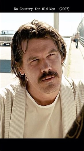 #movie No Country for Old Men: The Checkpoint Interrogation – Pure Tension Before the City