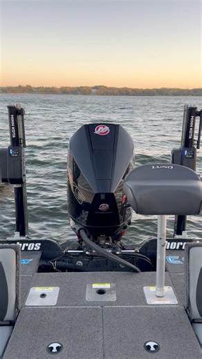 There’s no bad seat in the 2075 Pro V Bass XS 😎 Absolutely perfect boat for my style of fishing and guiding!! Lund Boats nailed it with this one!! Still plenty more open water to go in the north country!! 👊 #fishing #fishinglife #guidelife #gofish #catchfish | Matt Johnson Outdoors