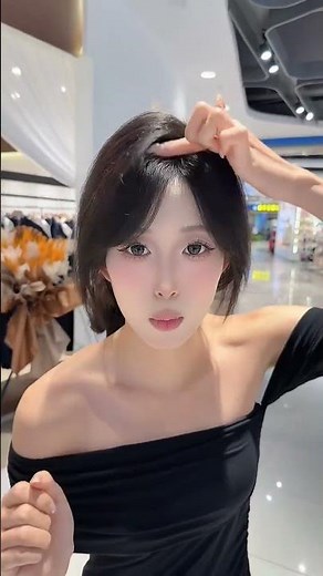 Gentle & Glam Ponytail Look for Every Day