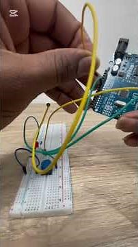 Arduino 🔥Contrôler une LED avec un bouton poussoir (ON/OFF) 💡#Arduino #Electronique #Programmation