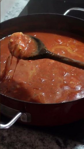Zelena Tjestenina S Rajčicom I Mozzarellom