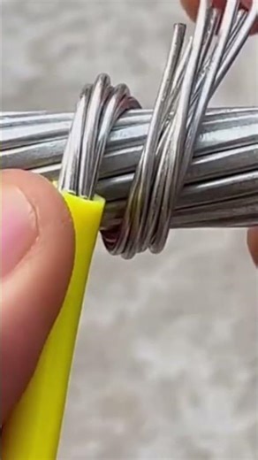 One of the ways and processes for connecting a cable easily and quickly #machinerychannel #satisfyin