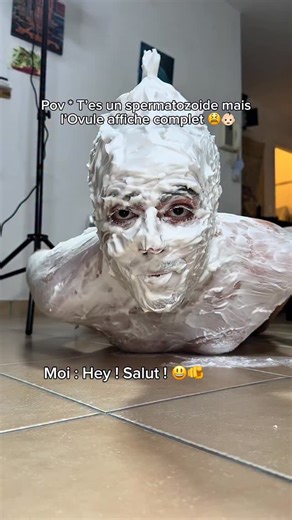 Brocoli87 on Instagram: "Et toi tu me laisserai rentrer ? 😏🍼🥦 Maman … ? Ig : Brocoli_87 #humour #kawai #baka #brocoli87 #locklear #humour #cringe #memes #malaise #drole #rire #tiktok #memesdaily"