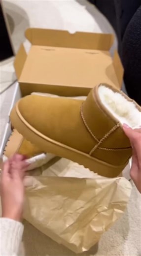 UGG-Style Snow Boots for Winter Comfort