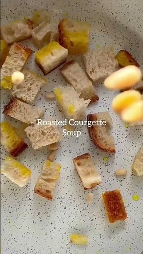 Roasted Courgette Soup💚
