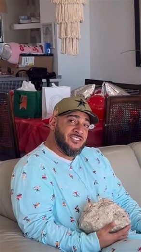 Gabrielle Kelley | The Kelley Family on Instagram: "My mom literally started crying HAHAHA 😂😂😂 #prankonmom #anthropologierock #familyhumor #merrychristmas #thekelleyfamily"