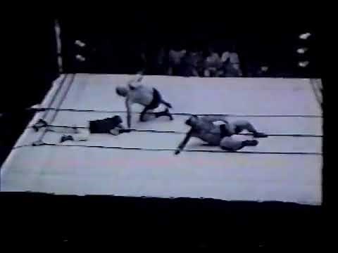 Brute Bernard vs Killer Karl Kox (Australia 1970s)