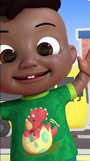 The Doors On the Bus Go Open and Shut! #shorts 🎶 | CoComelon Dance Party